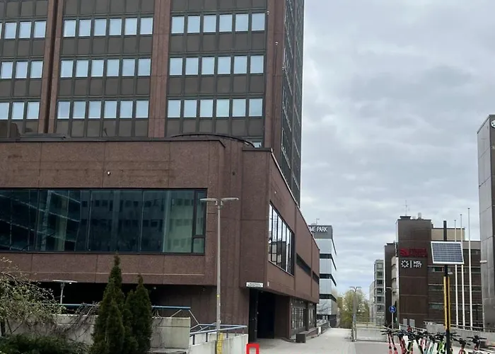 Vandrarhem Office House Services 211 *